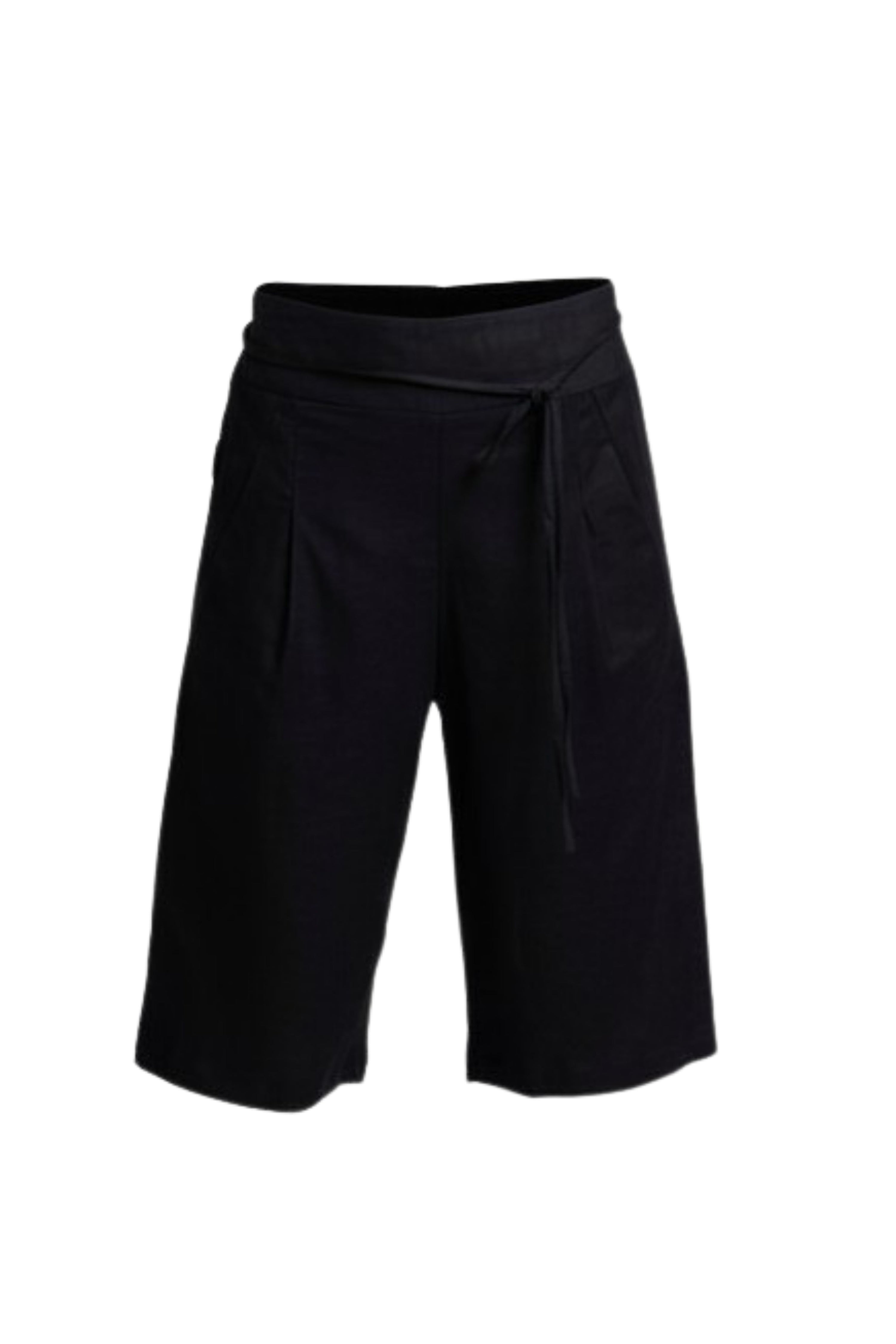 Mode Linen Blend Short - Effortless Shape with Everyday Ease

A refined take on relaxed tailoring. The N-E-S Mode Short delivers the same considered design as the Mode Pant, reworked into an easy, wearable short that balances comfort with a clean, modern silhouette.

Designed and made responsibly in New Zealand
