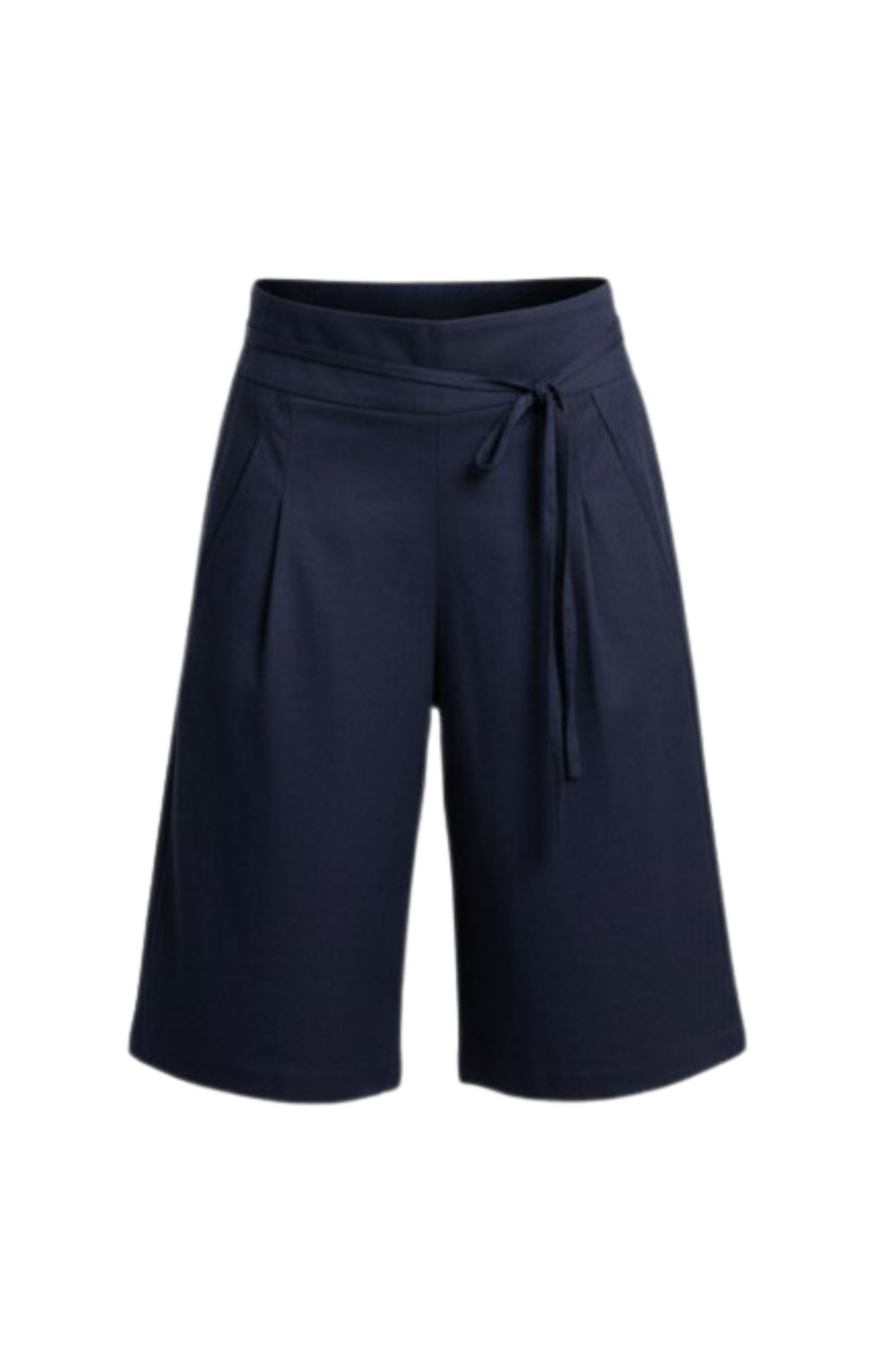 Mode Linen Blend Short - Effortless Shape with Everyday Ease

A refined take on relaxed tailoring. The N-E-S Mode Short delivers the same considered design as the Mode Pant, reworked into an easy, wearable short that balances comfort with a clean, modern silhouette.

Designed and made responsibly in New Zealand