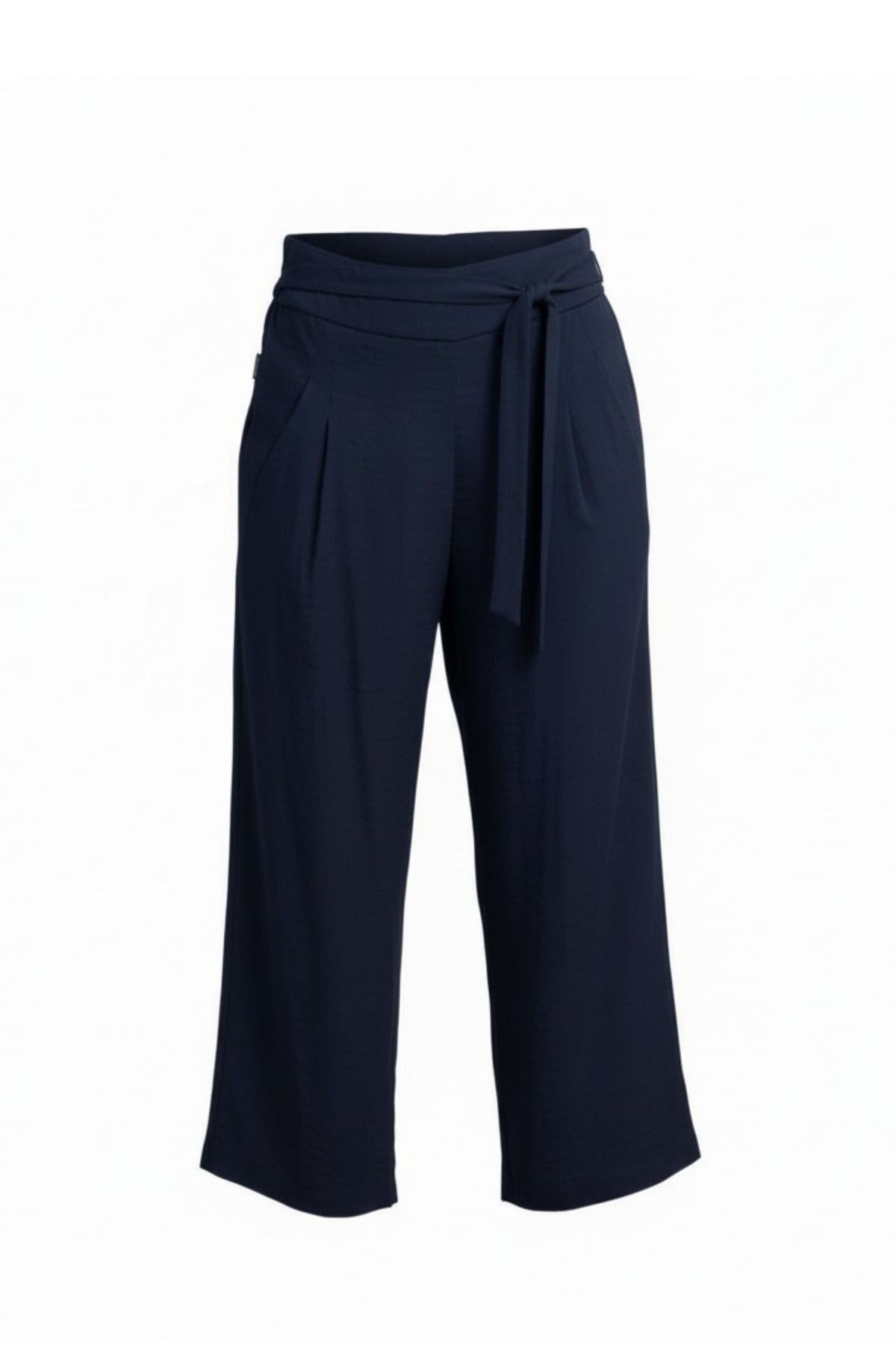 Tide Pant - Contemporary Tailoring with Adaptive Ease

Tailoring that moves with you. The N-E-S Tide Pant is designed to balance structure and comfort, offering a modern silhouette that adapts effortlessly to your day. Clean, confident and considered, it redefines everyday tailoring with subtle versatility.

Designed and made responsibly in New Zealand