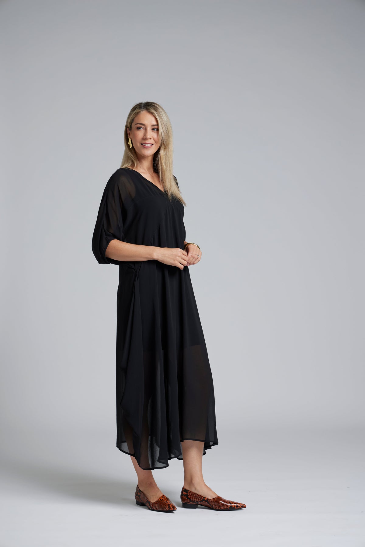 NES Remi Dress by N-E-S – a floaty chiffon dress with kimono sleeves and V neckline. Designed to layer over a Lattice Slip. Elegant, feminine and NZ made.