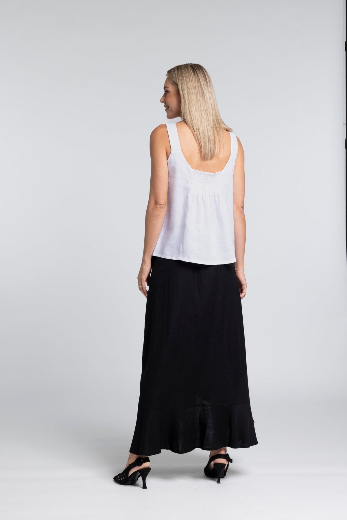 True Skirt - Adjustable Wrap with Feminine Movement

A refined essential designed to flatter and adapt. The N-E-S True Skirt brings together a classic wrap silhouette with thoughtful detailing, offering both elegance and everyday ease.

Designed and made responsibly in New Zealand