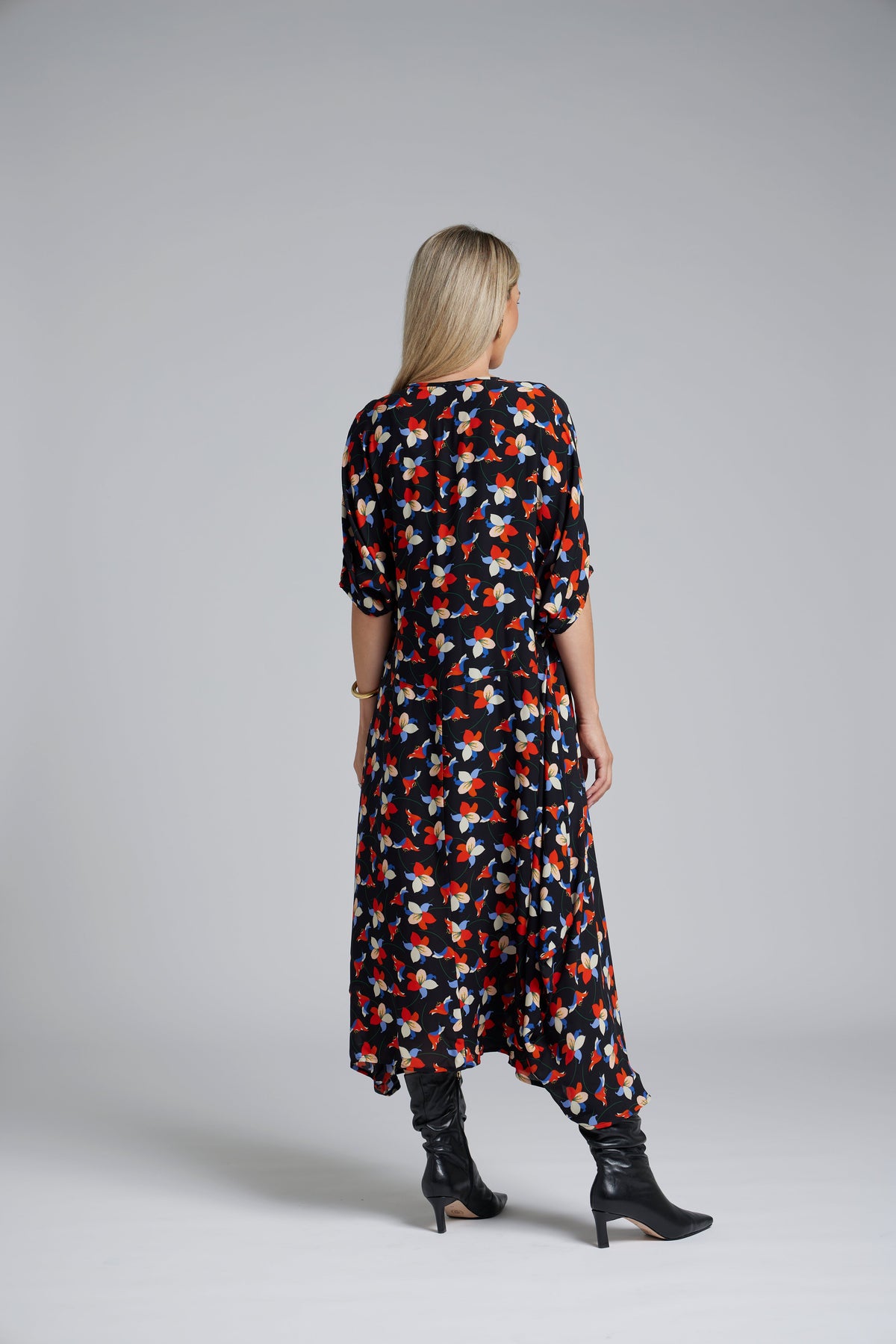 The NES Remi Dress by N-E-S – a floaty chiffon maxi with kimono sleeves, V neckline and soft movement. Designed to layer over a N-E-S Lattice Slip. Made in NZ.