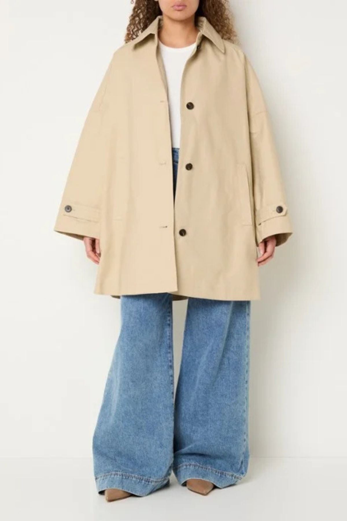 MSCH Tikka Jacket - Oversized, Effortless and Made to Layer

A statement in simplicity. The MSCH Tikka Jacket takes the classic cotton utility jacket and plays with proportion, creating an intentionally oversized silhouette that feels relaxed, modern and effortlessly cool.