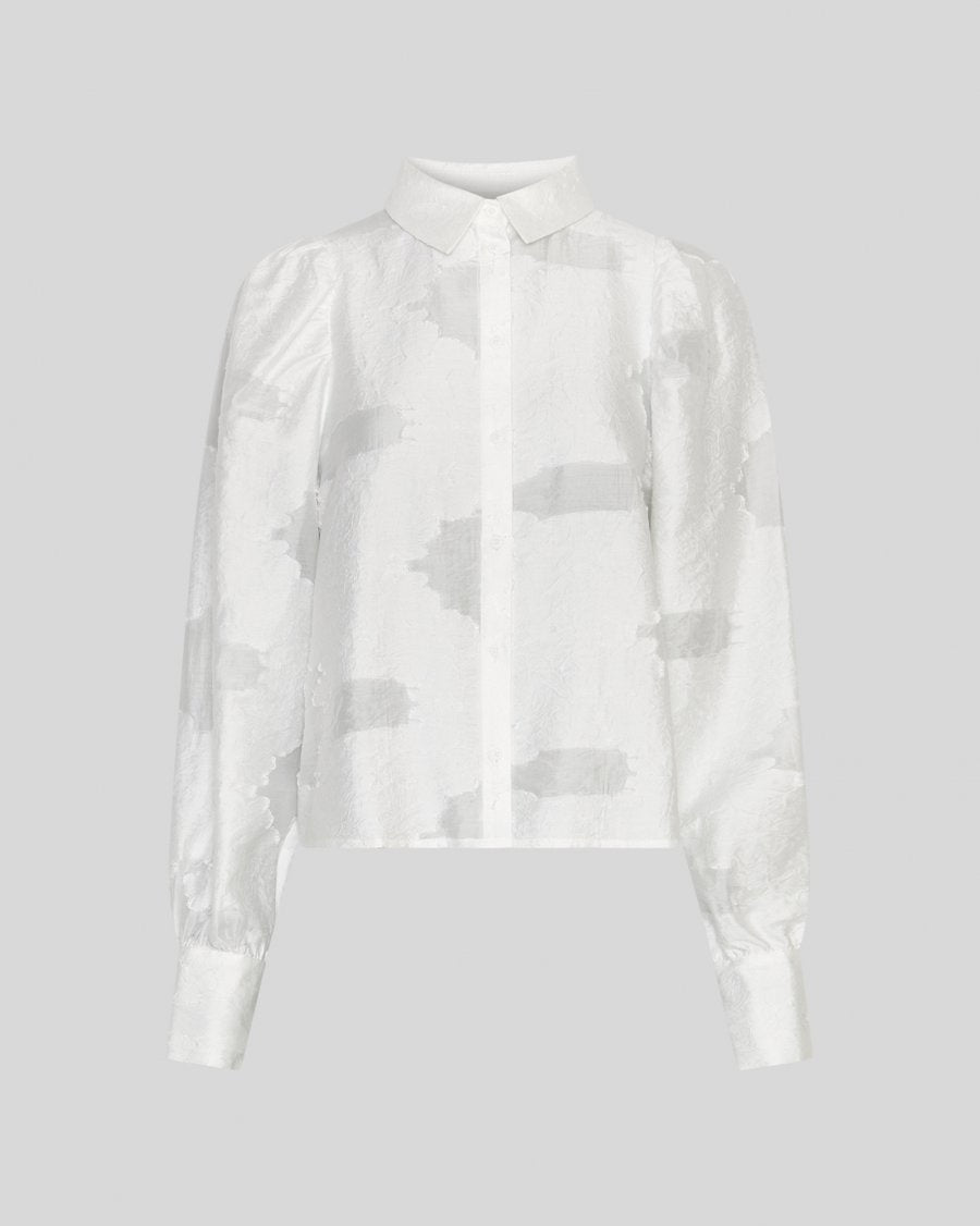 A refined wardrobe essential, the MSCH Orkidea Shirt is crafted from a lightweight fabric with a subtle texture that adds an elegant, elevated feel. Designed in a classic regular fit, it features a timeless shirt collar, full button closure and long sleeves with cuffs.