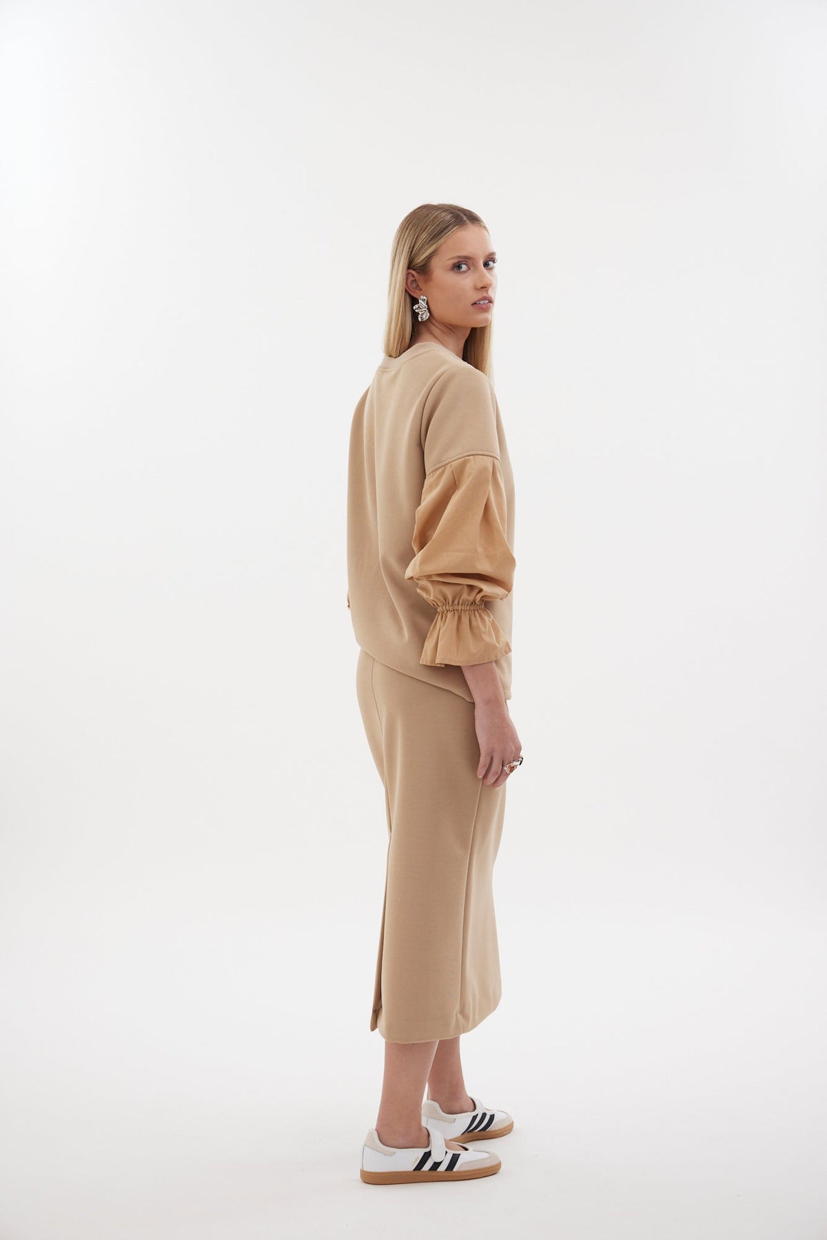 The Flux Top by Racket - a relaxed sweat-shirting top with contrast bell sleeves and elastic cuffs. Pair with the Flux Skirt or denim. Made in NZ.